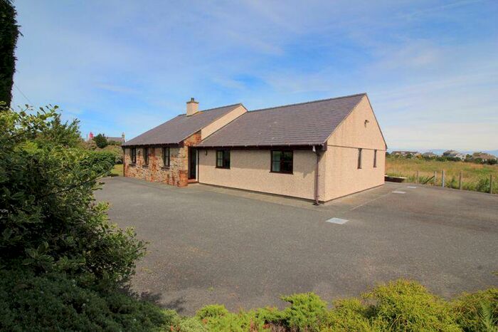 3 Bedroom Detached Bungalow For Sale In Amlwch, LL68