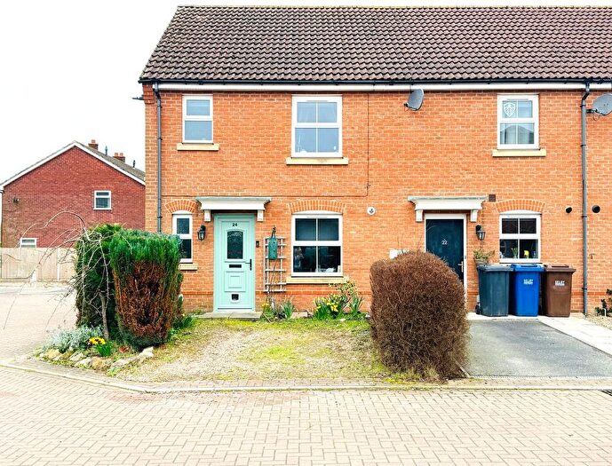 3 Bedroom End Terrace House For Sale In St. Marys Walk, Hambleton, YO8