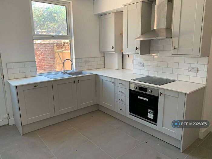 3 Bedroom Terraced House To Rent In Empire Road, Sheffield, S7