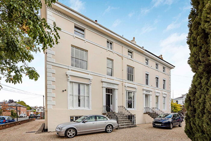 1 Bedroom Flat For Sale In Ashford Road, Cheltenham, GL50