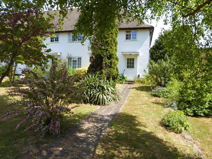 2 Bedroom Apartment To Rent In Churchfield, Addington, ME19