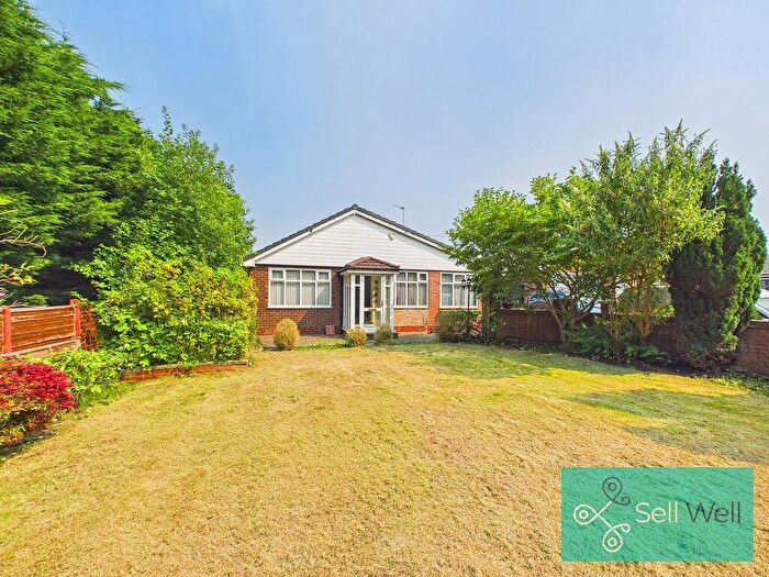 3 Bedroom Detached House For Sale In Vicars Hall Gardens, Worsley, Manchester, M28