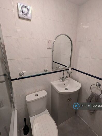 1 Bedroom Flat To Rent In Chingford, London, E4