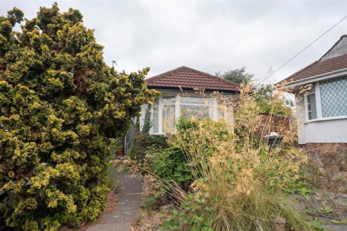 3 Bedroom Bungalow For Sale In Corrie Croft, Birmingham, B26