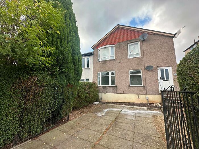 3 Bedroom Flat To Rent In St. Blanes Drive, Rutherglen, G73