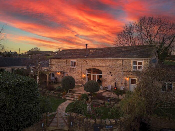 3 Bedroom Property For Sale In Carters Lane, Middleton, Ilkley, LS29