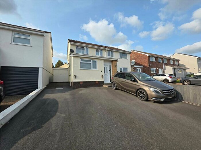 4 Bedroom Semi-Detached House For Sale In Torrington, Devon, EX38