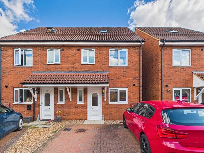 3 Bedroom Semi-Detached House To Rent In , High Street, Burton Latimer, NN15