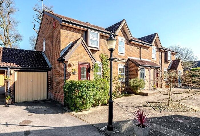2 Bedroom End Of Terrace House For Sale In Cranbourne Drive, Otterbourne, Winchester, SO21