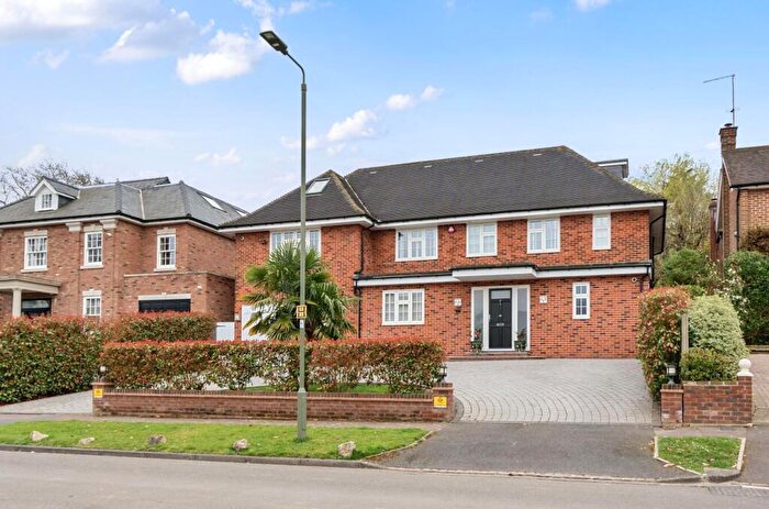 6 Bedroom Detached House For Sale In Harmsworth Way, Totteridge, N20