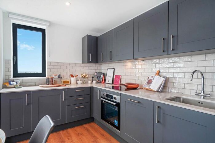 2 Bedroom Apartment To Rent In One Maidenhead, A Garden Boulevard, SL6