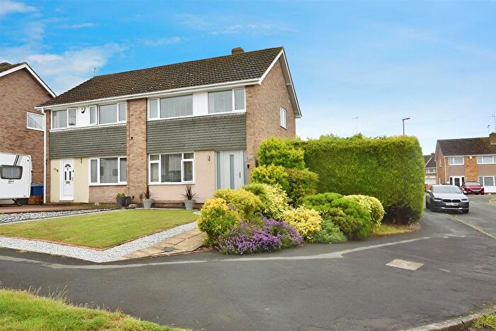3 Bedroom Property For Sale In St. Annes Road, Kettering, NN15