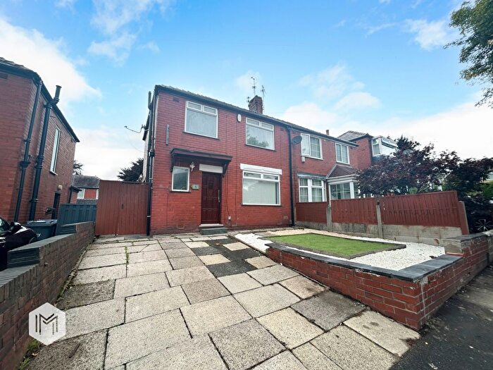 3 Bedroom Semi-Detached House For Sale In Middlesex Drive, Bury, Greater Manchester, BL9