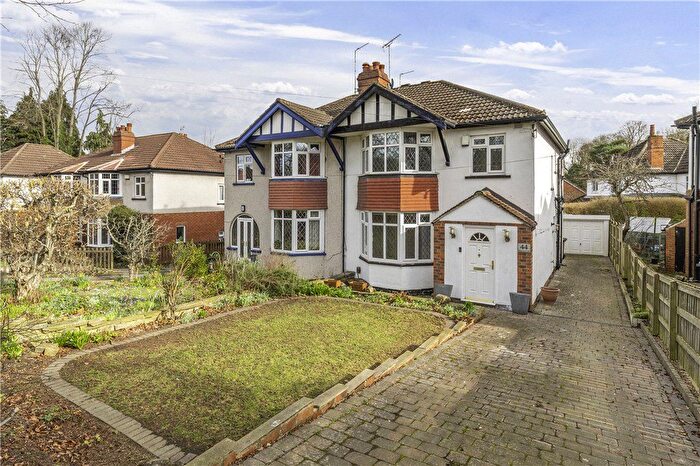 3 Bedroom Semi Detached House For Sale In Weetwood Lane, Leeds, West Yorkshire, LS16