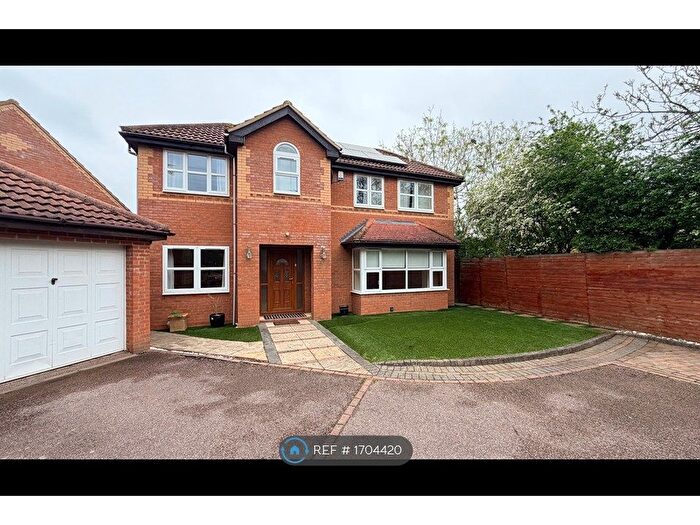 5 Bedroom Detached House To Rent In Bowland Drive, Milton Keynes, MK4