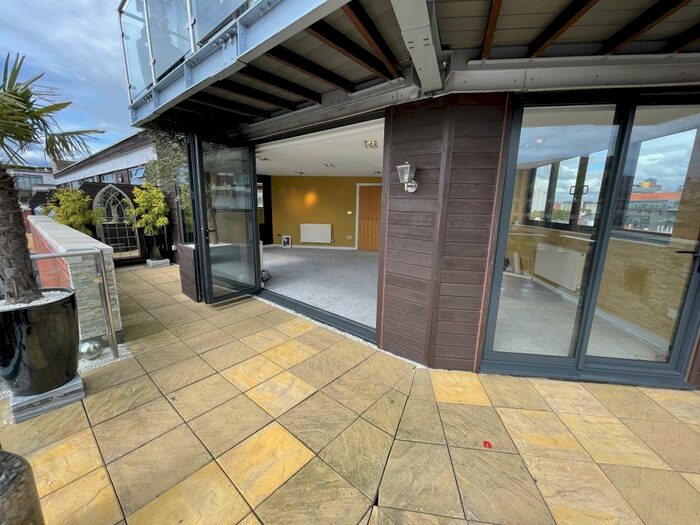 3 Bedroom Penthouse To Rent In King Edwards Wharf, Sheepcote Street, Birmingham, B16