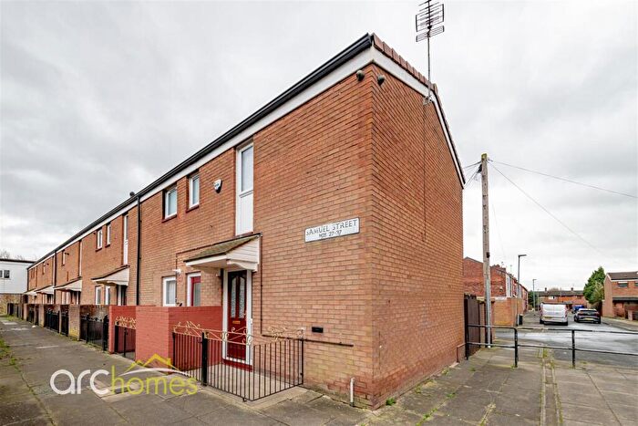 2 Bedroom End Of Terrace House For Sale In Samuel Street, Atherton, Manchester, M46