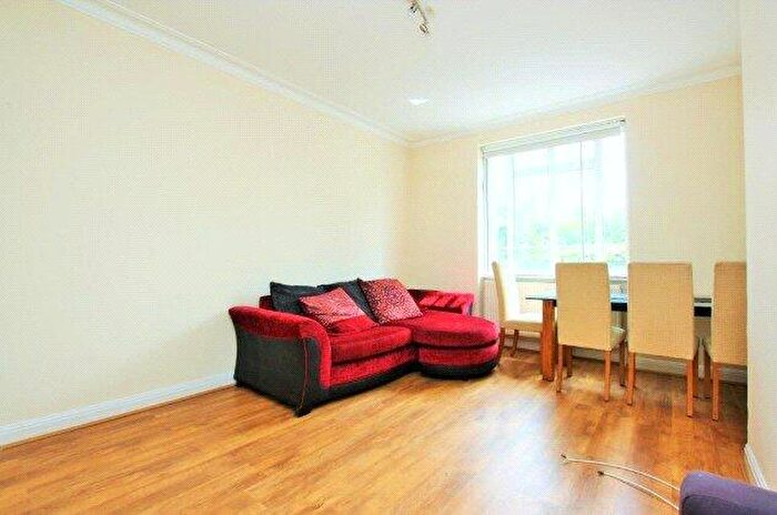 2 Bedroom Apartment To Rent In Clive Lodge, Shirehall Lane, Hendon, London, NW4