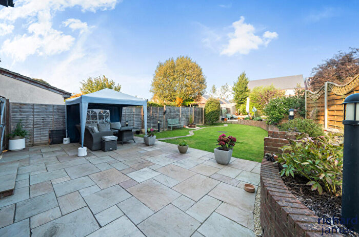 4 Bedroom Detached House For Sale In Marlborough Road, Wroughton, Wiltshire, SN4