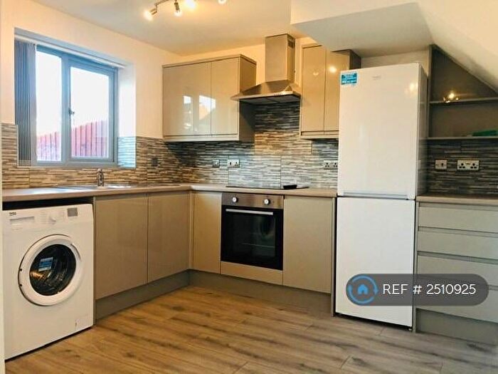 3 Bedroom Terraced House To Rent In Barleywood Drive, Manchester, M11