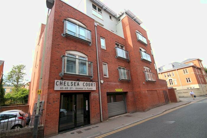 Studio To Rent In Chelsea Court, Cheltenham, GL50