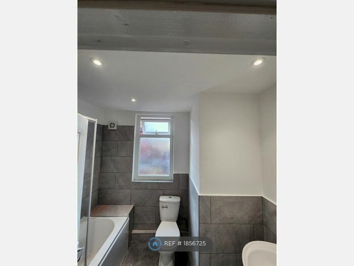 3 Bedroom Terraced House To Rent In Elfet Street, Birkenhead, CH41