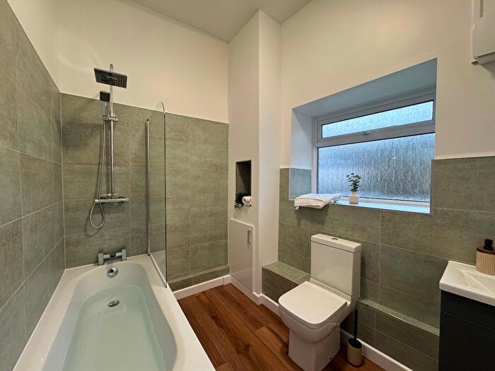 1 Bedroom Flat To Rent In Flat, Bailey Street, Brynmawr, Ebbw Vale, NP23