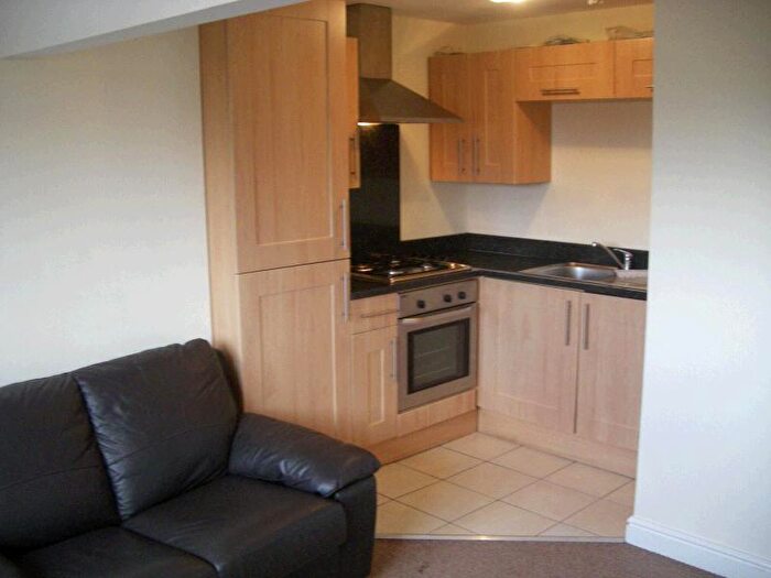 2 Bedroom Apartment To Rent In Beaconsfield Crescent Manchester, M14
