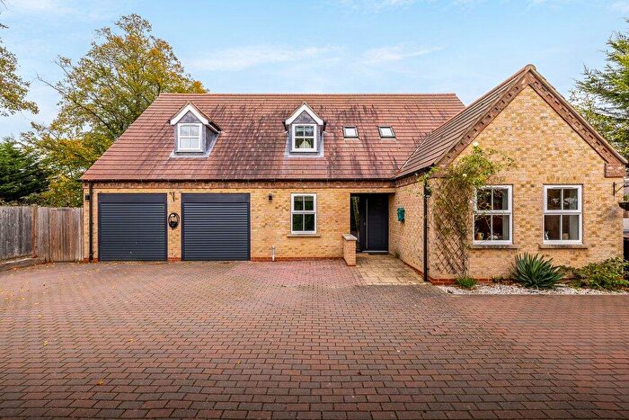 4 Bedroom Detached House For Sale In Lincoln Road, Branston, Lincoln, LN4