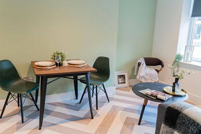 1 Bedroom Flat To Rent In Duke Street, Manchester, M3