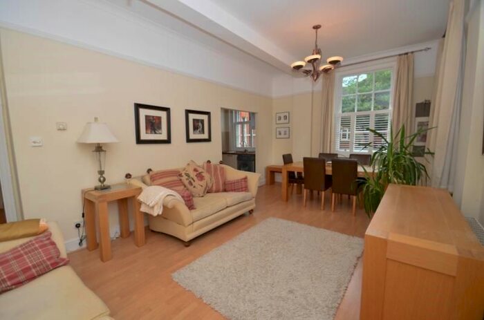 1 Bedroom Flat To Rent In Kingston Road, London, SW19