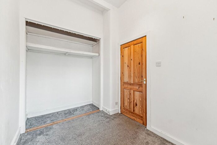 1 Bedroom Flat To Rent In Meadowpark Street, Dennistoun, Glasgow, G31