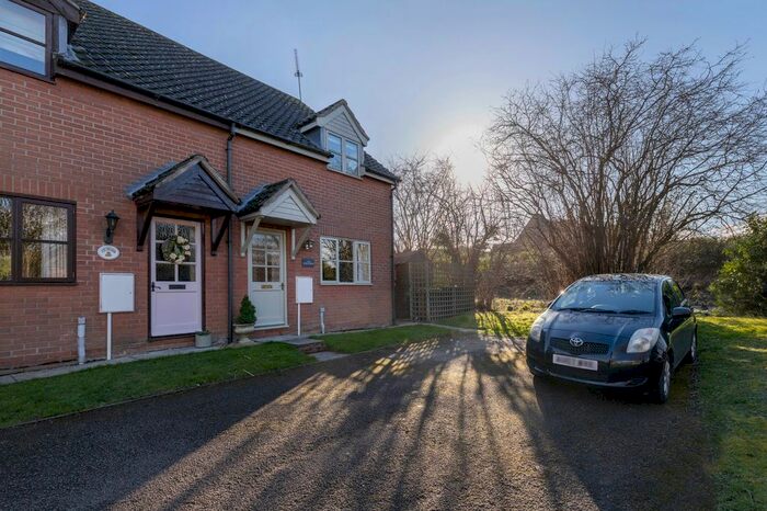 3 Bedroom Semi-Detached House For Sale In Westhorpe Road, Finningham, Stowmarket, IP14