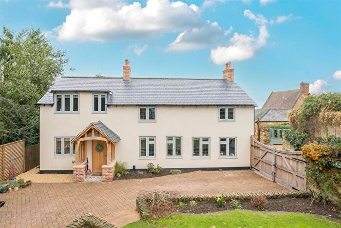 3 Bedroom House For Sale In School Lane, Scaldwell, Northampton, NN6