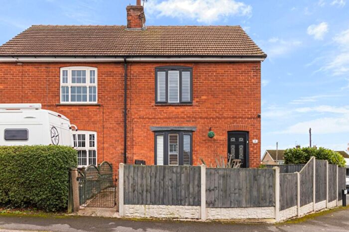 2 Bedroom Semi Detached House For Sale In Rawlinson Avenue, Caistor, Market Rasen, LN7