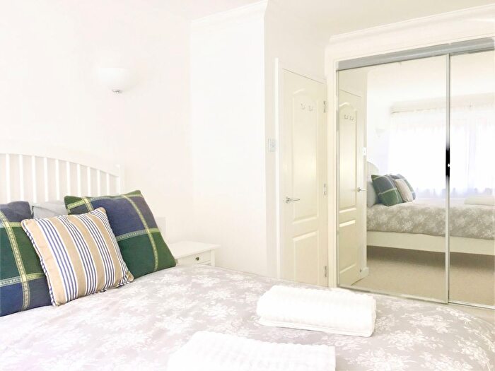 1 Bedroom Flat To Rent In Fitzroy Street, Fitzrovia, T, W1