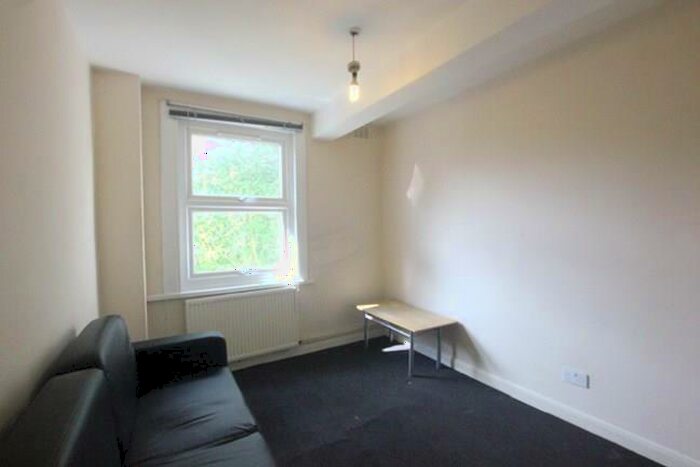 1 Bedroom Flat To Rent In Crouch Hill, Finsbury Park, N4