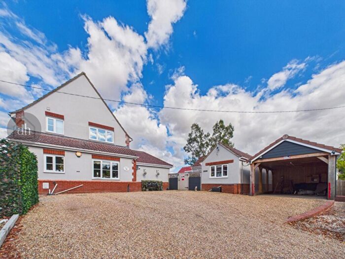 4 Bedroom Detached House For Sale In Church Road, Bacton, IP14