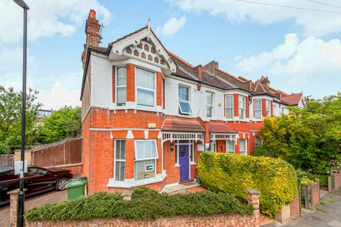 4 Bedroom House To Rent In Girton Road, Sydenham, London, SE26