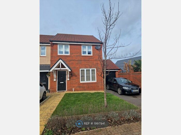 3 Bedroom Semi-Detached House To Rent In Lukes Close, Wellington, TA21