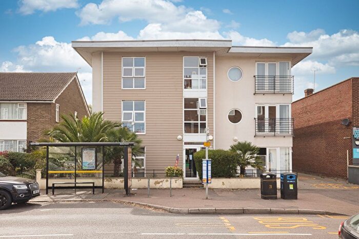 2 Bedroom Flat For Sale In Grange Road, Ramsgate, Kent, CT11