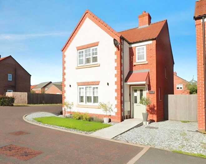 3 Bedroom Detached House For Sale In Coldham Grove, Wymondham, Norfolk, NR18