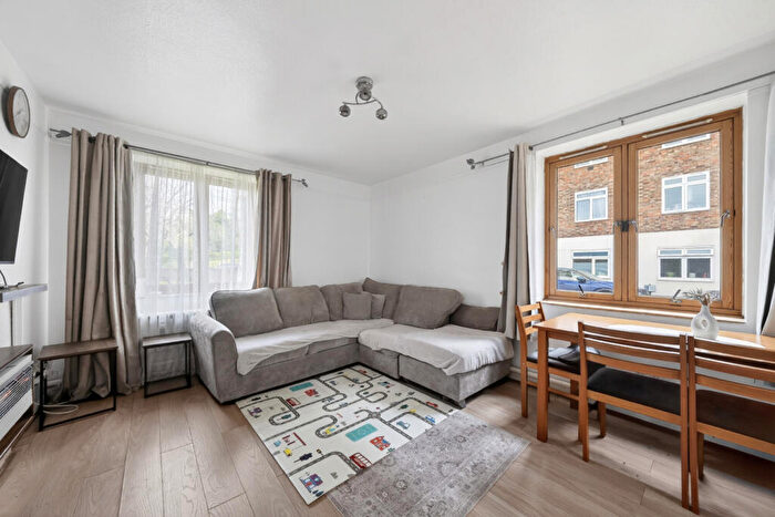 1 Bedroom Apartment For Sale In Sydenham Hill, London, SE23
