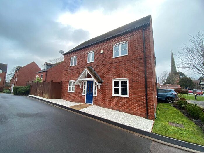 4 Bedroom Detached House For Sale In Edburgha Close, Yardley, Birmingham, B33