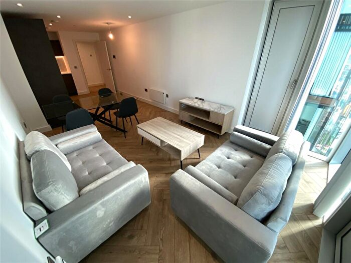 1 Bedroom Apartment To Rent In Victoria Residence, Silvercroft Street, Manchester, M15