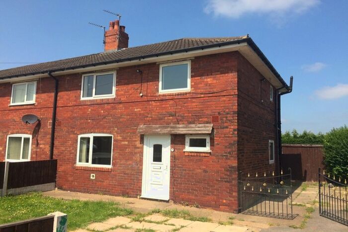 3 Bedroom End Of Terrace House To Rent In Temple Avenue, Rothwell, Leeds, West Yorkshire, LS26