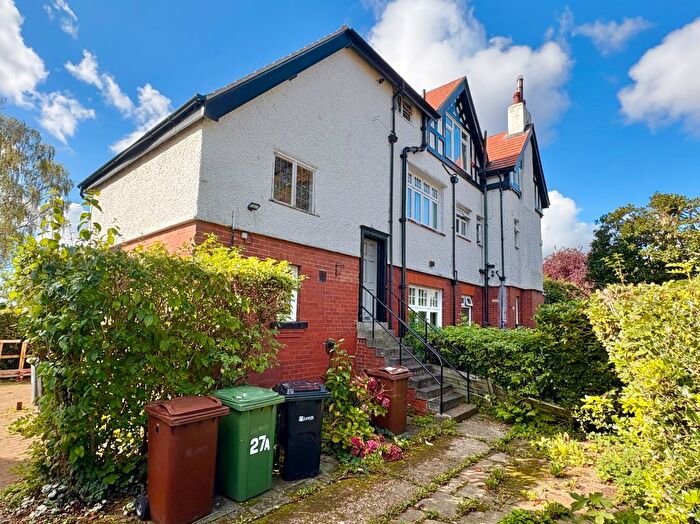 2 Bedroom Flat To Rent In Arncliffe Road, West Park, Leeds, LS16