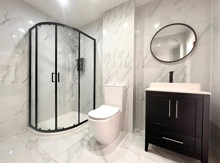 2 Bedroom Flat To Rent In Swan Courtyard, Coventry Road, B26