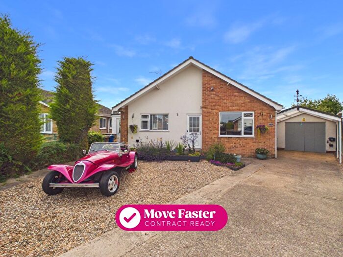 3 Bedroom Detached Bungalow For Sale In Mill Falls, Driffield, East Riding Of Yorkshire, YO25