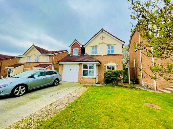 3 Bedroom Detached House To Rent In Shetland Way, Radcliffe, Manchester, M26